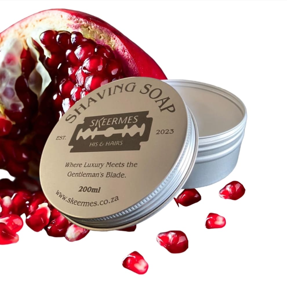 Skeermes 'Appel van Grenada'- Shea Butter & Pomegranate Shaving Soap